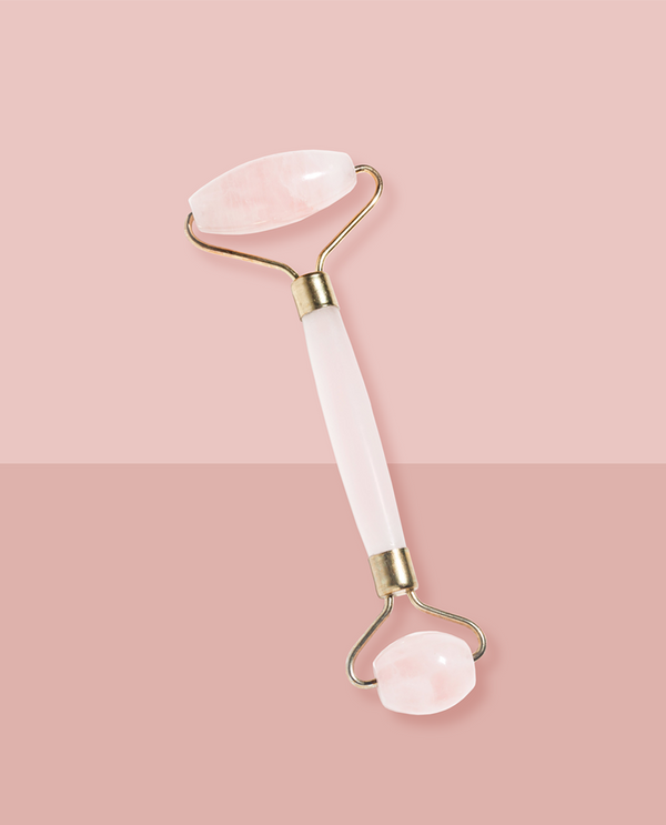 .Rose Quartz Facial Roller